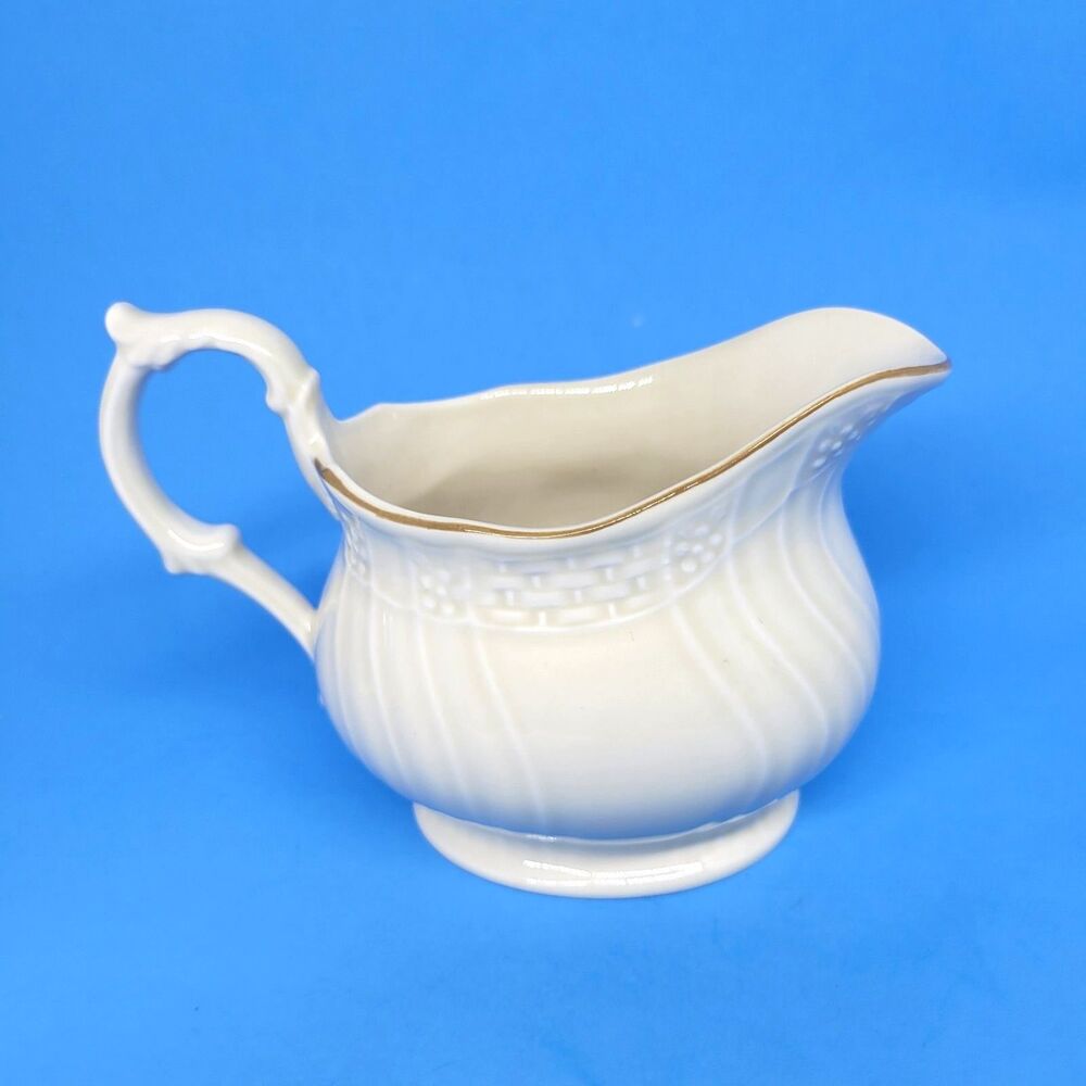 Mikasa Fine Ivory Tivoli D1000 Beige Vintage Creamer No Chips, Cracks Or Crazing